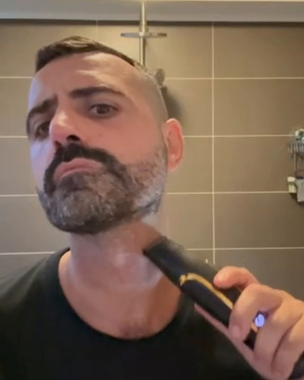 @lifeofosman.84 met Wellshave